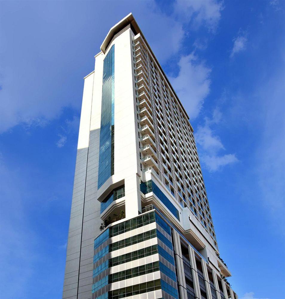 One Bukit Ceylon By Homes Asian Kuala Lumpur Exterior foto